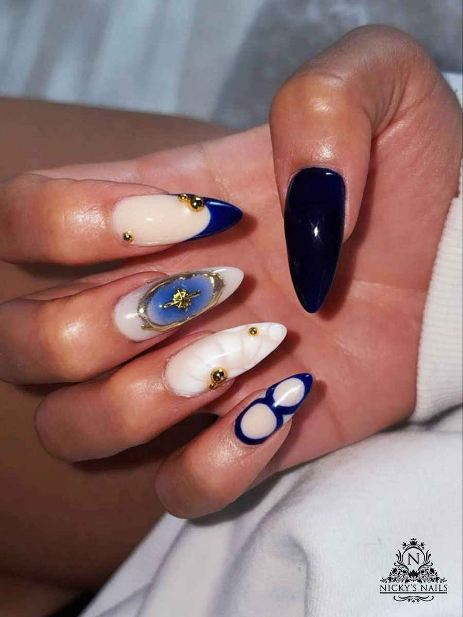 NICKY'S NAILS